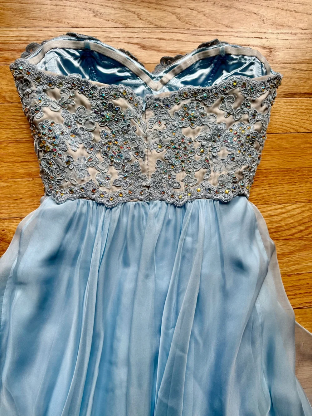 La Femme long light blue formal dress with lace embellished bodice - Picture 11 of 12